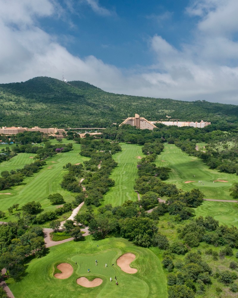 Two world-class golf courses both designed by a legend, Gary Player