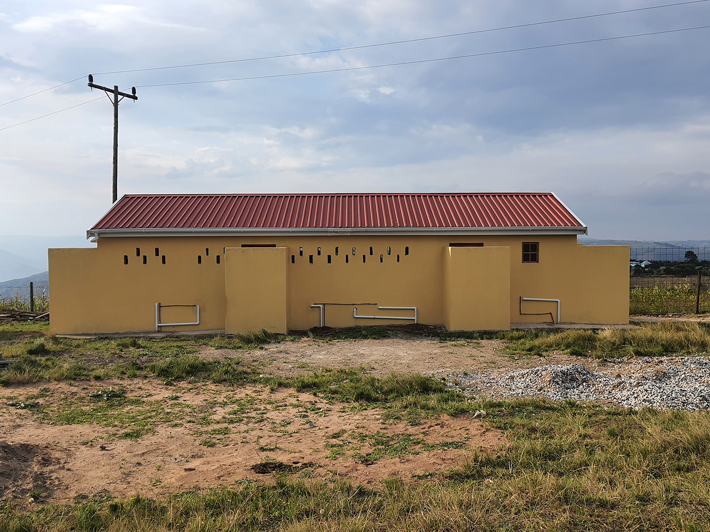 Thanks to Wild Coast Sun, Khanyisani Senior Primary School now has new toilets, four for girls and four for boys.