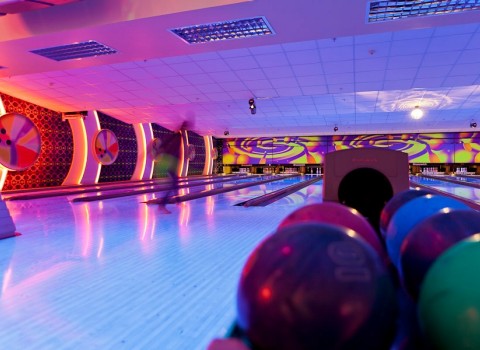Ten Pin Bowling Cape Town | GrandWest Bowling